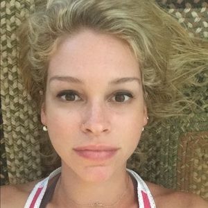 Meet your Posher, Leah