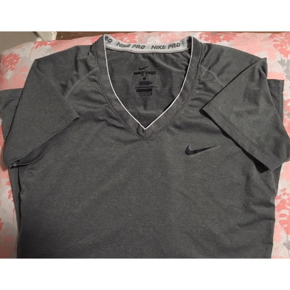 Nike Dri-fit & Fitted tee