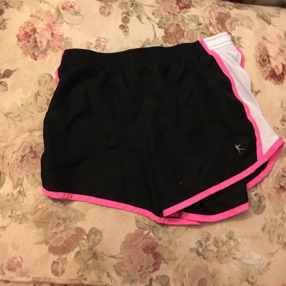 Exercise shorts