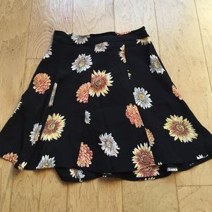 BRANDY MELVILLE Floral Skirt