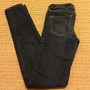 Bullhead skinny jeans