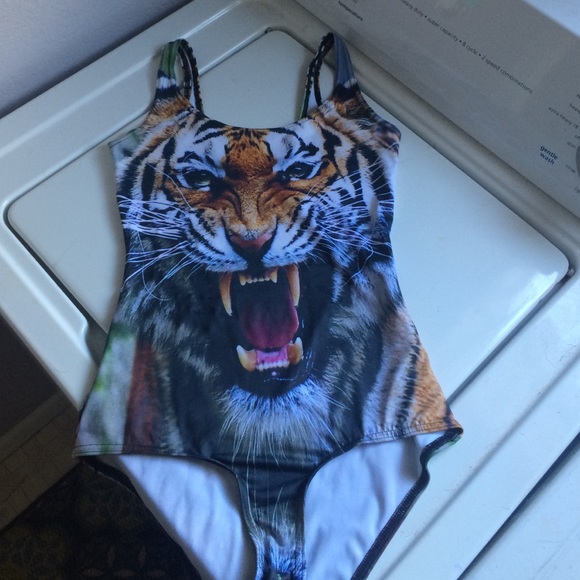 Blackmilk Other - Blackmilk body suite