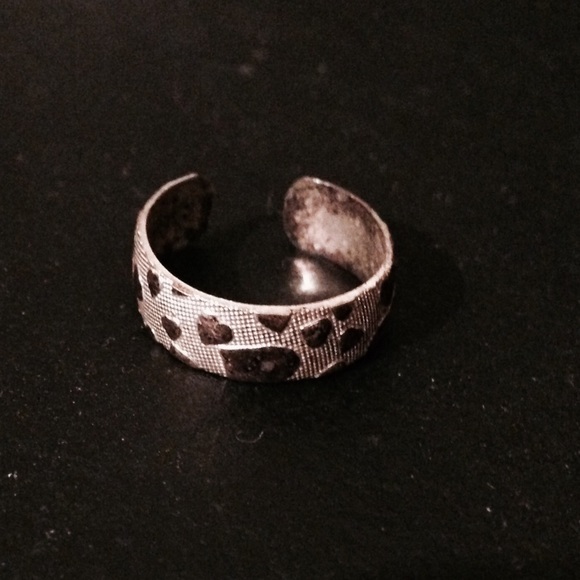 Heart toe ring