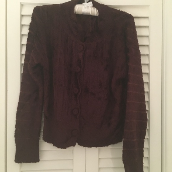 Elaris Luxurious vintage sweater