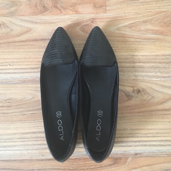 Black Pointed-Toe Flats