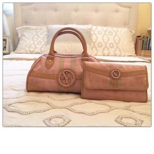 Xoxo matching purse and wallet