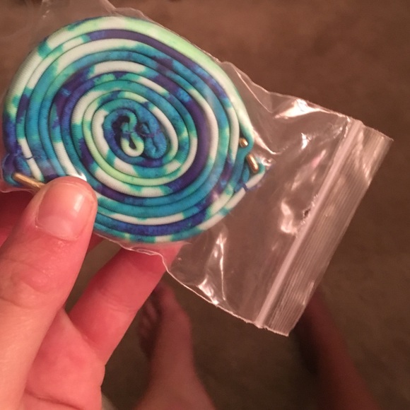 XHILIRATION Fringe Bandeau Top - Picture 4 of 4