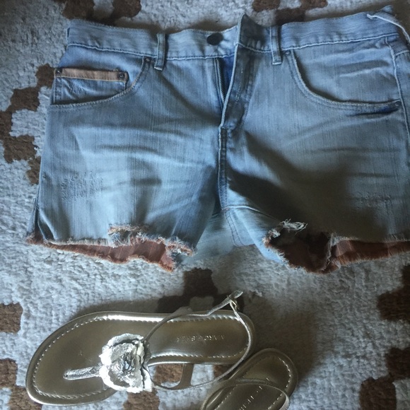 ❌Sold❌🎉 Free People Jean shorts🎉