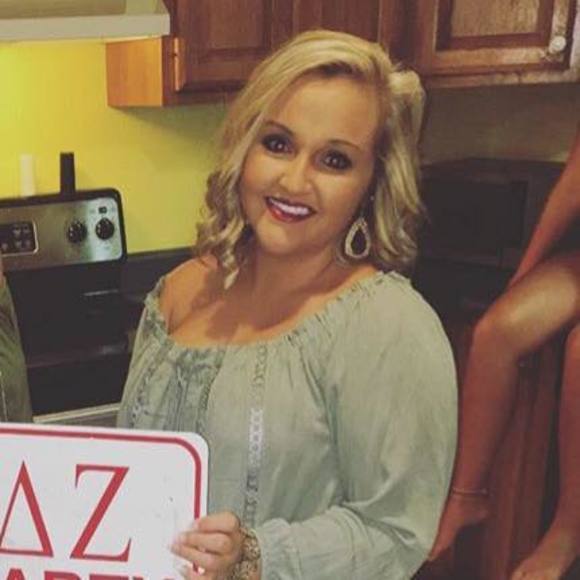 Meet your Posher, Haylee - Picture 1 of 1