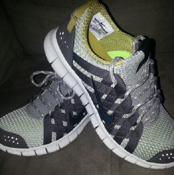 Nike Free Powerlines
