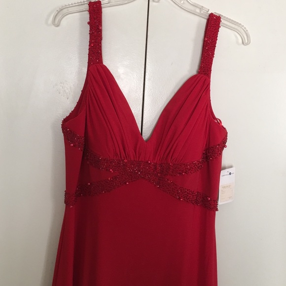 Gown with straps lines in sequence, never worn - Picture 2 of 4