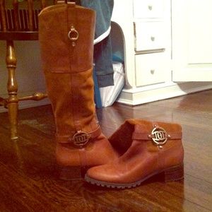 Etienne Aigner riding boots