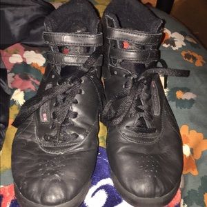 Black reebok high tops