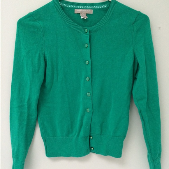 green cardigan - Picture 2 of 3
