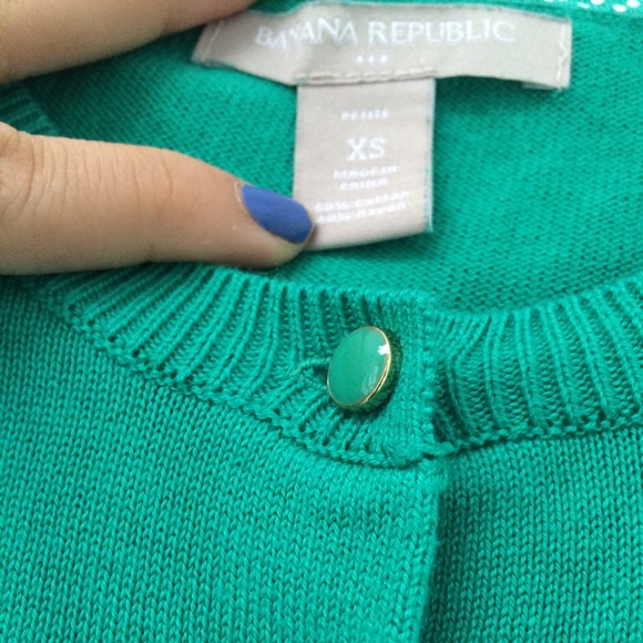 green cardigan - Picture 3 of 3