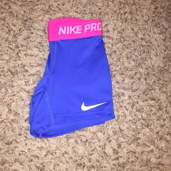 Nike pros