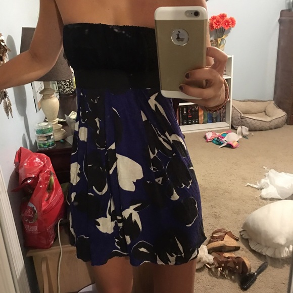 Cute strapless dress