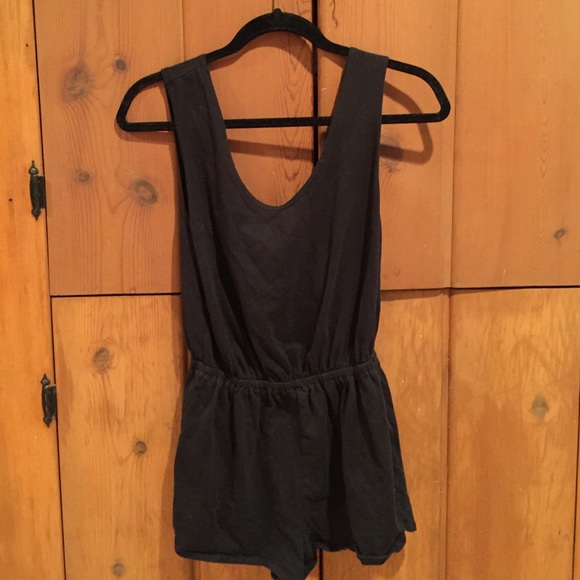 Black tie romper