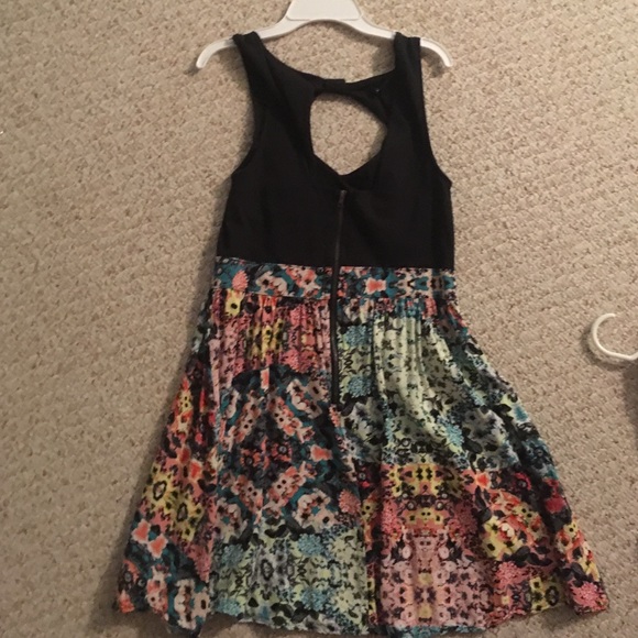 Black/Floral Cutout Dress - Picture 2 of 2