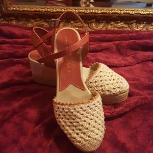 🔥Final Price🔥 Lucky Brand Cream Wedges