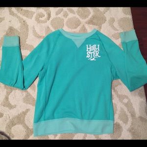 Hollister Sweater w/ Logo