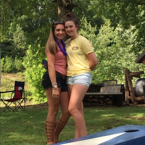 Meet your Posher, Jackie - Picture 1 of 1