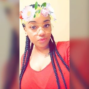 Meet your Posher, Ashley