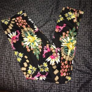 Xhilaration printed leggings