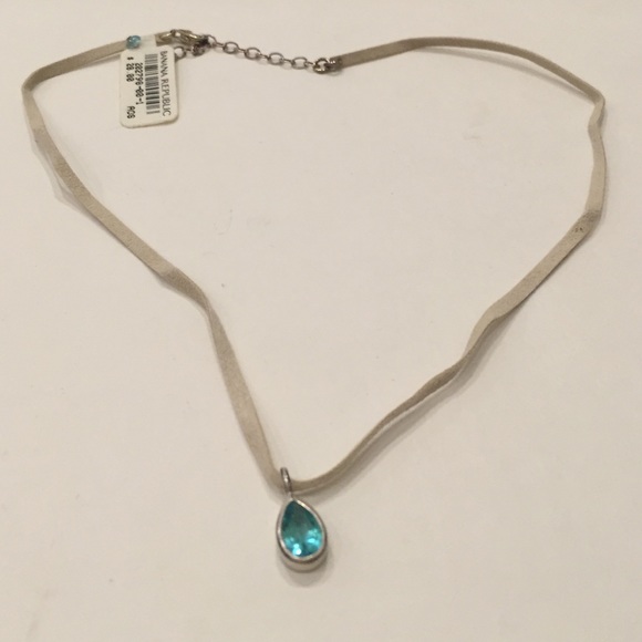 Choker necklace