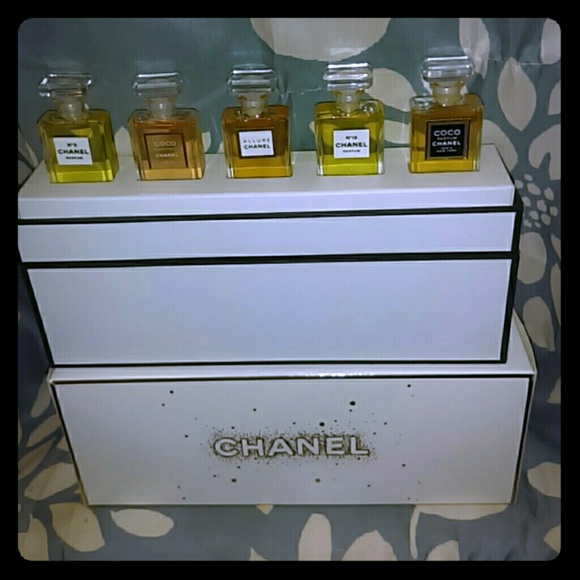 Chanel Fragrance Wardrobe