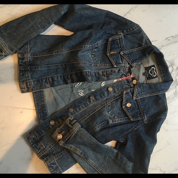 Jean jacket with embroiled pink flowers back