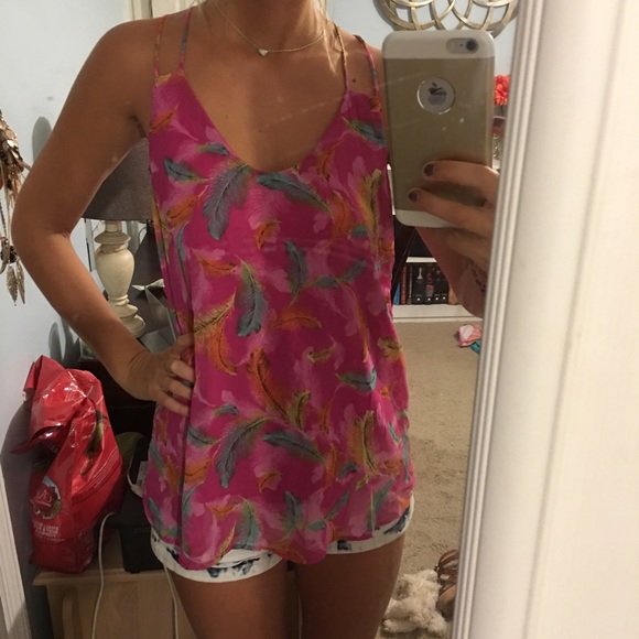 Pink feather detail top