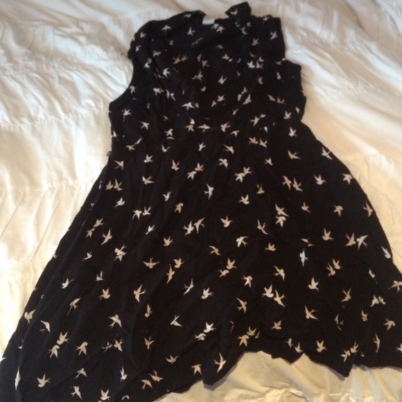 H&M Dresses & Skirts - H and M summery bird dress - LAST DAY