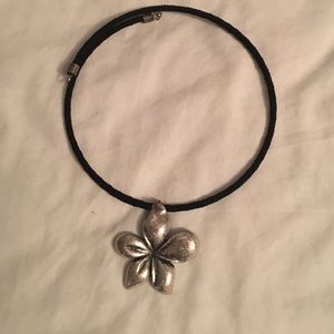 choker flower necklace