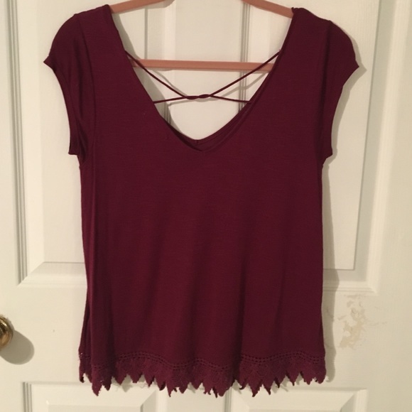 Maroon Short Sleeve with Lace Lining on Bottom - Picture 2 of 4