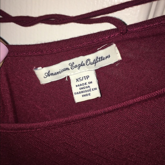 Maroon Short Sleeve with Lace Lining on Bottom - Picture 4 of 4