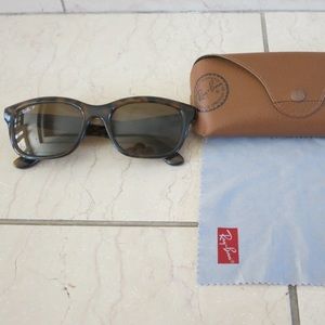 RAY BAN polarized sunglasses RAY BAN polarized sunglasses