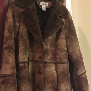 Alfaro woman's coat.