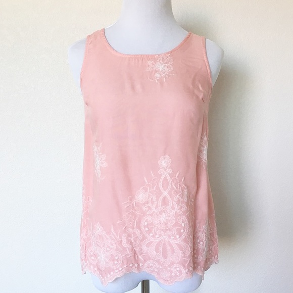 The Blair Top in Pink - Picture 2 of 3