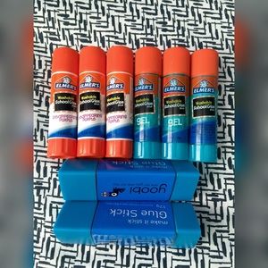 NWT Elmer's and Yoobi Glue Sticks