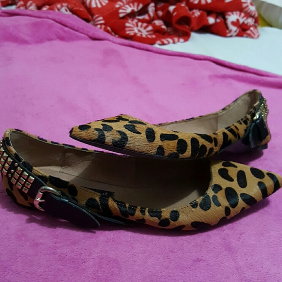 Steven Madden Leopard  Flats