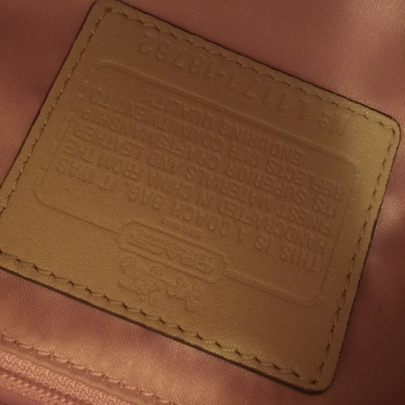 Coach purse-sold - Picture 2 of 4