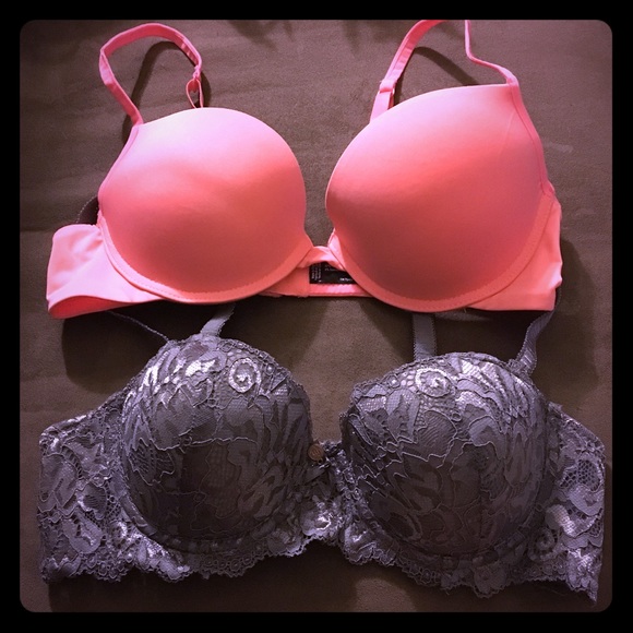 NWOT Lacy Grey Push Up Bra 34B