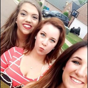 Meet your Posher, Haley