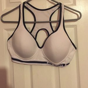 38D  joe boxer Sports bra