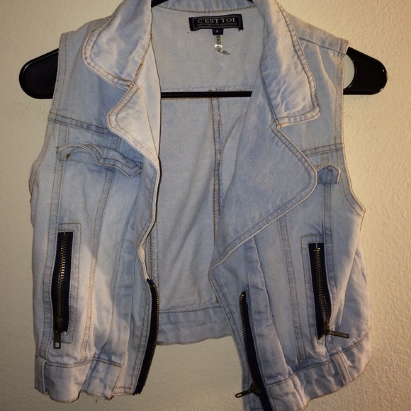 Short jean jacket