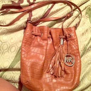 MICHAEL KORS BAG FOR $40!!!