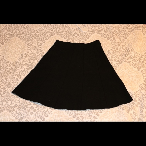 Easley black skirt