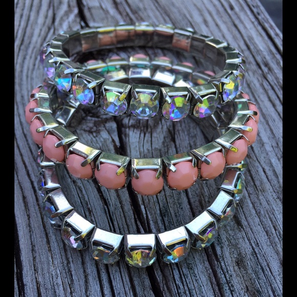 Set of 3 bling bracelets