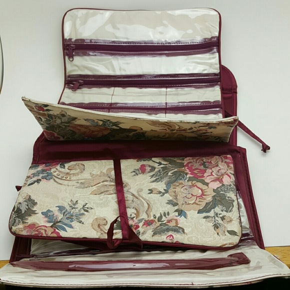 Vintage Bags - VINTAGE Floral Jewlery Bag Vintage Bags - VINTAGE Floral Jewlery Bag